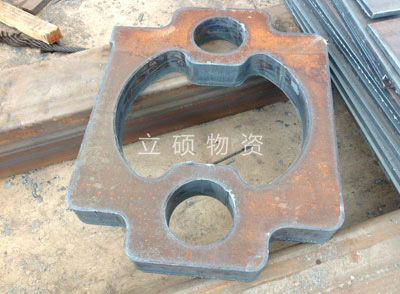 ���䓰����