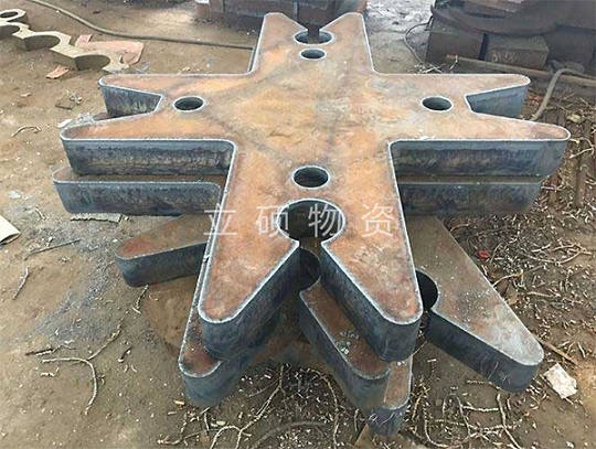 䓰��и�μ�