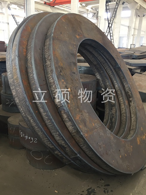 䓰��������